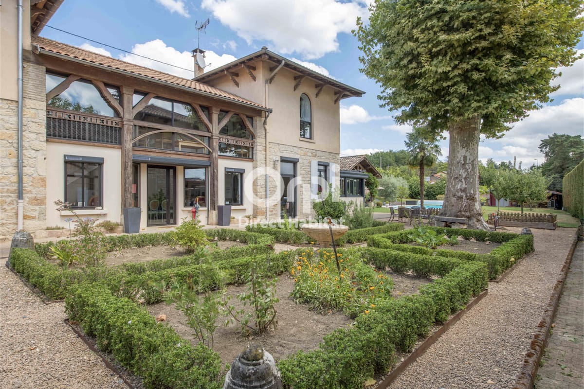 ecurie luxe a vendre trevoux